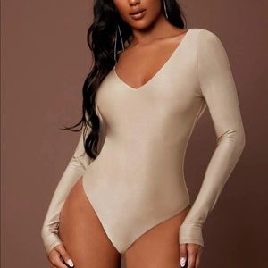 Brand New Sleek Sexy Shein Bodysuit size Small